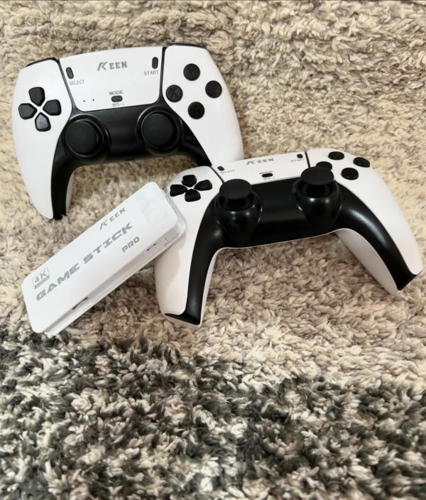 Keen M15 Pro Game Stick 4K con 2 Joysticks Inalámbricos